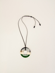 Pendentif Brin beige et vert kaki