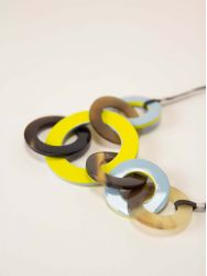 Image descriptive pour la catégorie : Necklaces