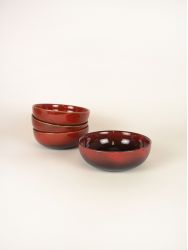 Set of 4 Hoa Bien red ceramic shallow bowls